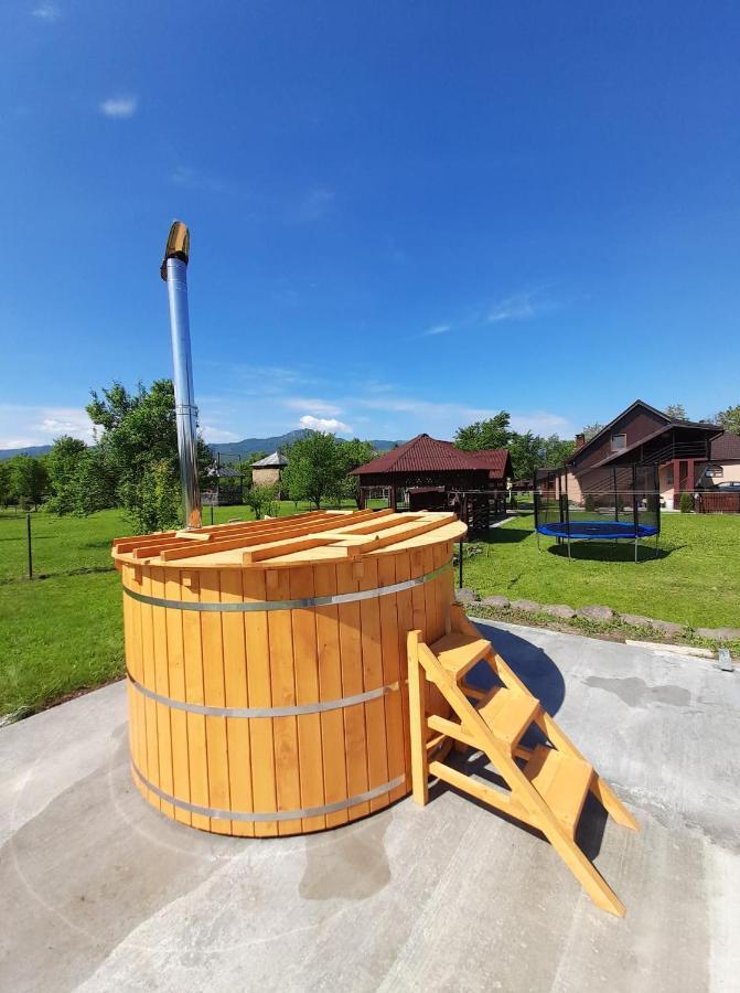 Pensiune Restaurant La Pogace Săpînţa Buitenkant foto